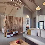 Akron Luxury * Koríthion