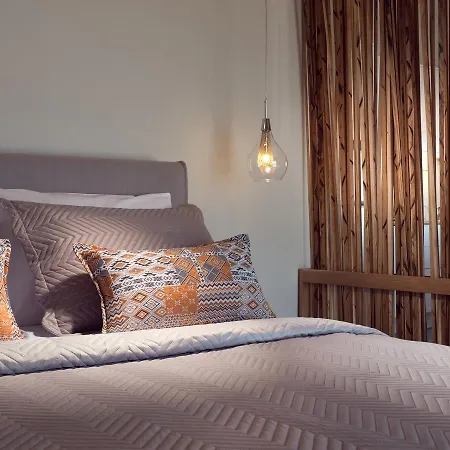 Akron Luxury * Koríthion