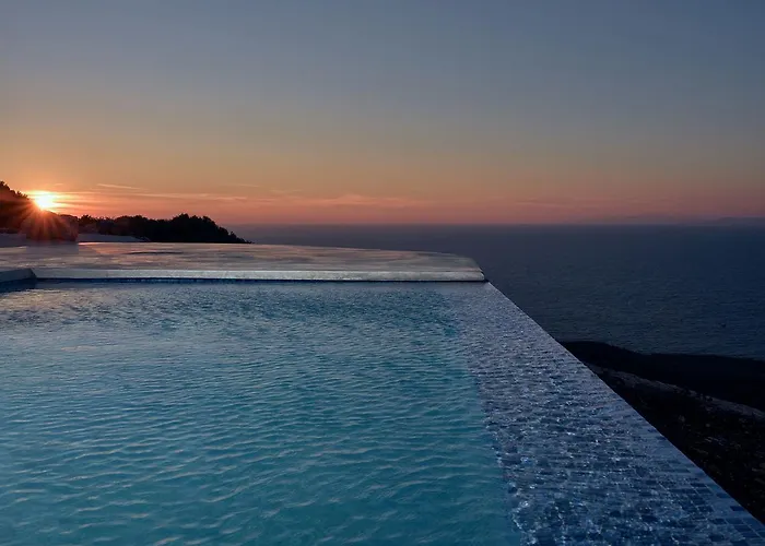 Akron Luxury Вилла